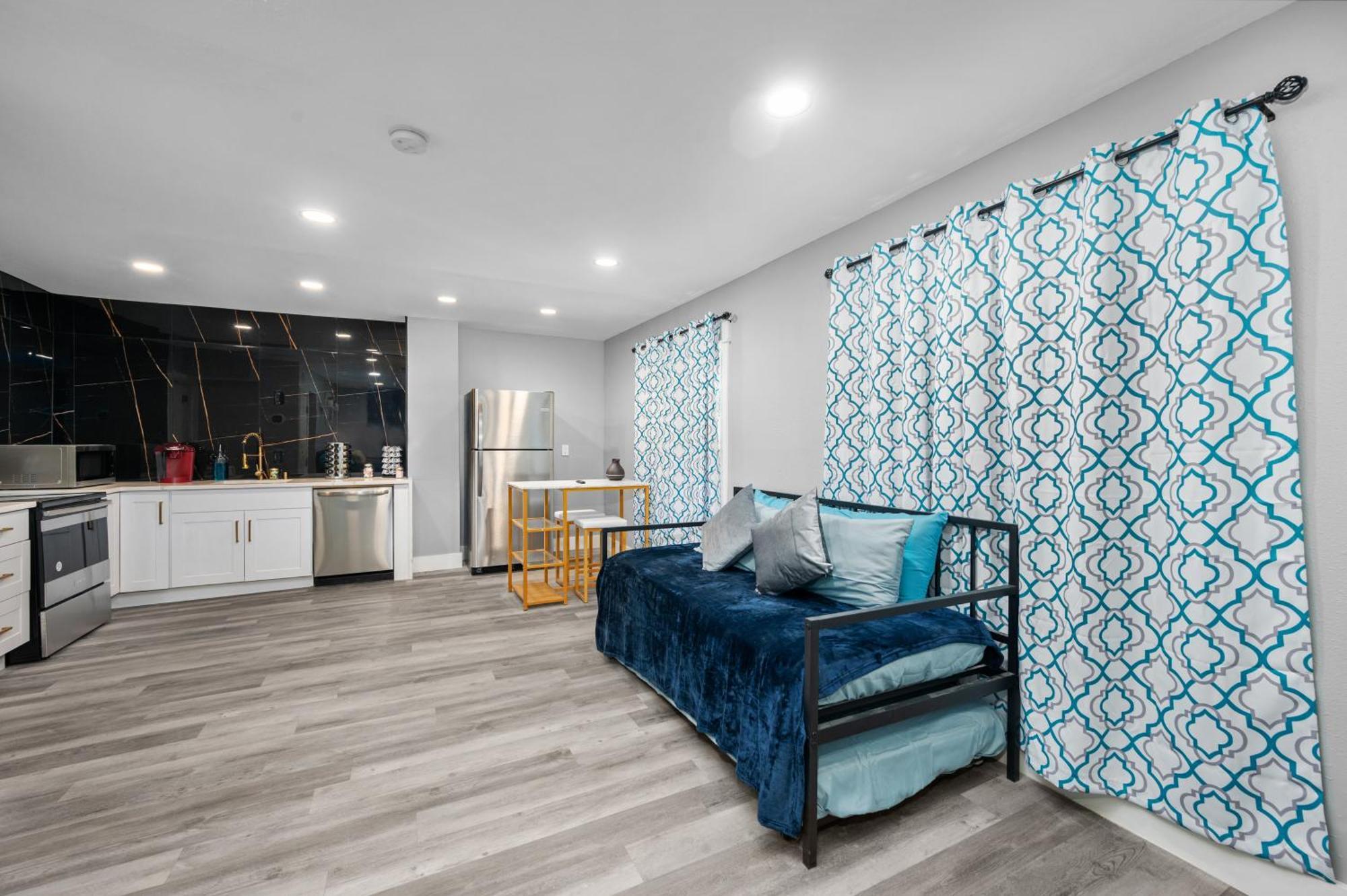 Comfortable 2Br Apt In Vibrant Houston Heights Buitenkant foto